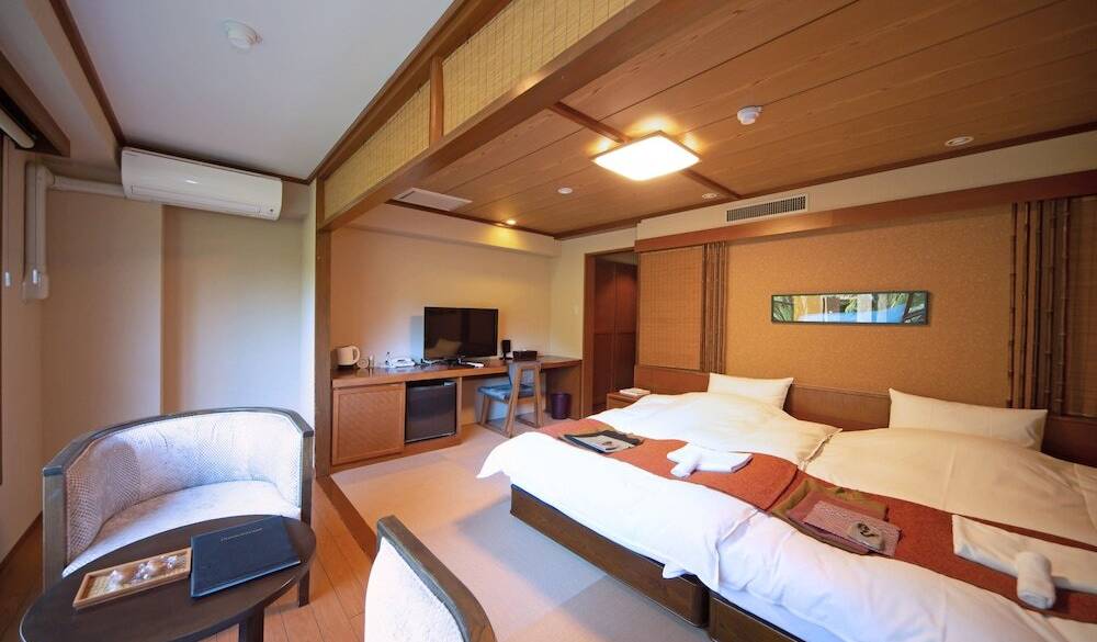 半露天檜風呂スペシャルスイート / 1