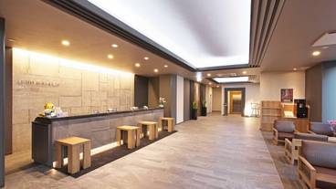 ロビーラウンジ / 3