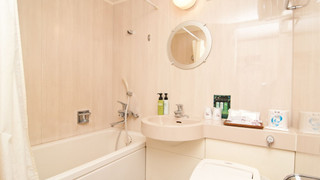 ダブル・エコノミー [全室禁煙]