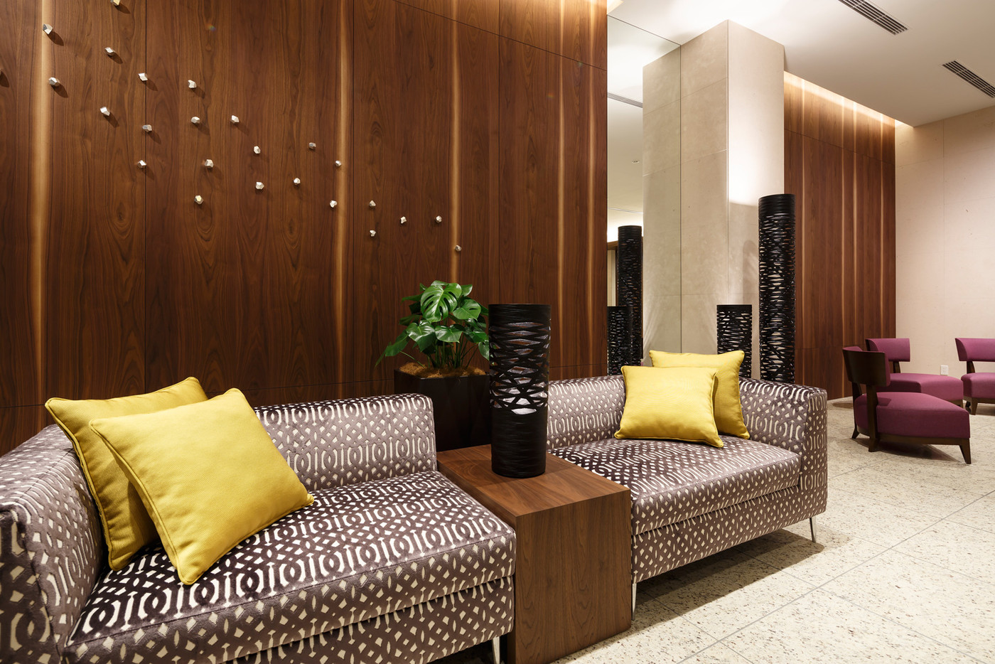 洗練された現代アートが素敵。高級感漂う格安ホテル4235581