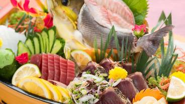 食事・飲み物 / 12