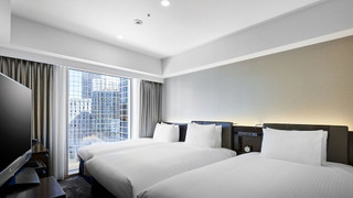 [ファミリールーム] シモンズ社製ベッド幅110cmx2台、92cmx1台(禁煙)