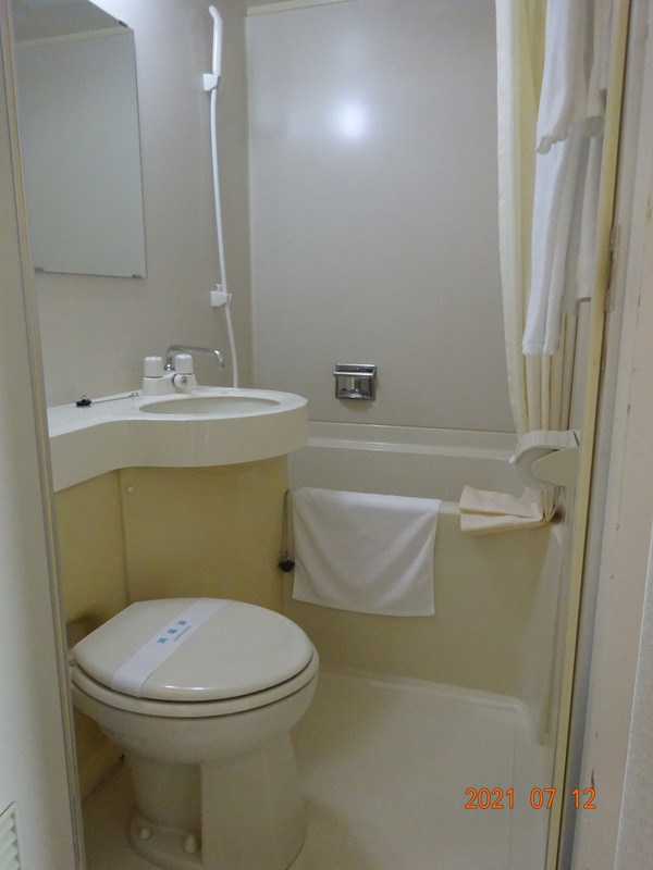 せめてシャワートイレにしてほしいですね!