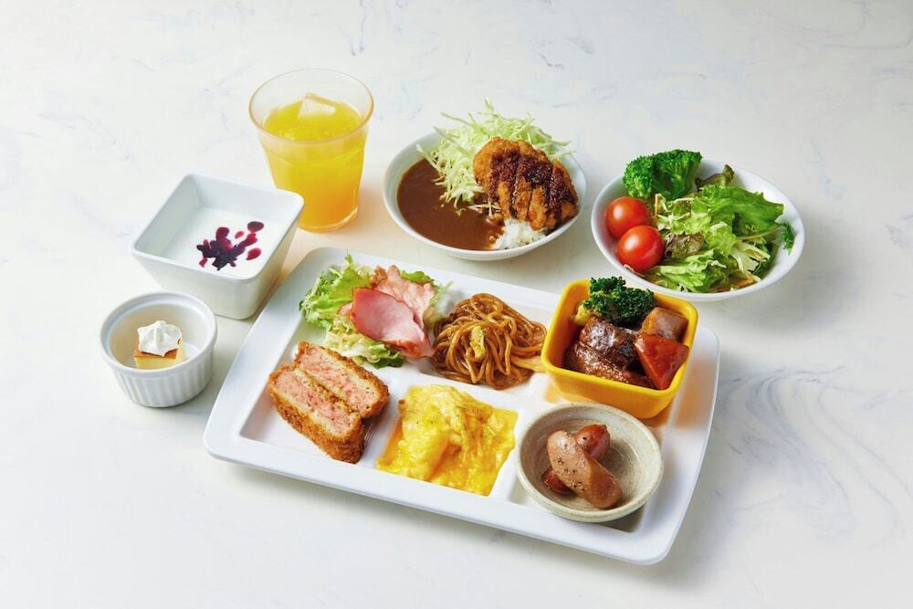 朝食