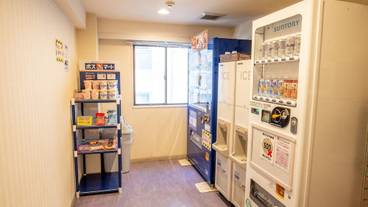 自動販売機 / 3