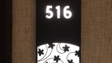 客室 / 37