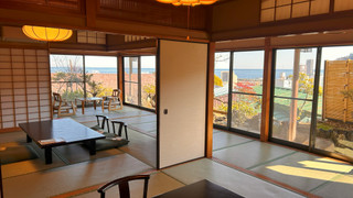 懐心亭／二間（10畳+次の間）+広縁+月見台テラス [和室] [喫煙/禁煙指定なし] [夜景がきれい] [海が見える]