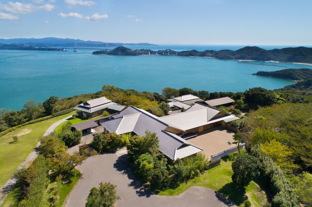 女子旅で泊まるならオーシャンビューのホテルへ3396561