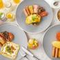 【添い寝&プール・ジム無料】アレンジ自由なシンプルステイ(朝食付)2026 | ヒルトン東京