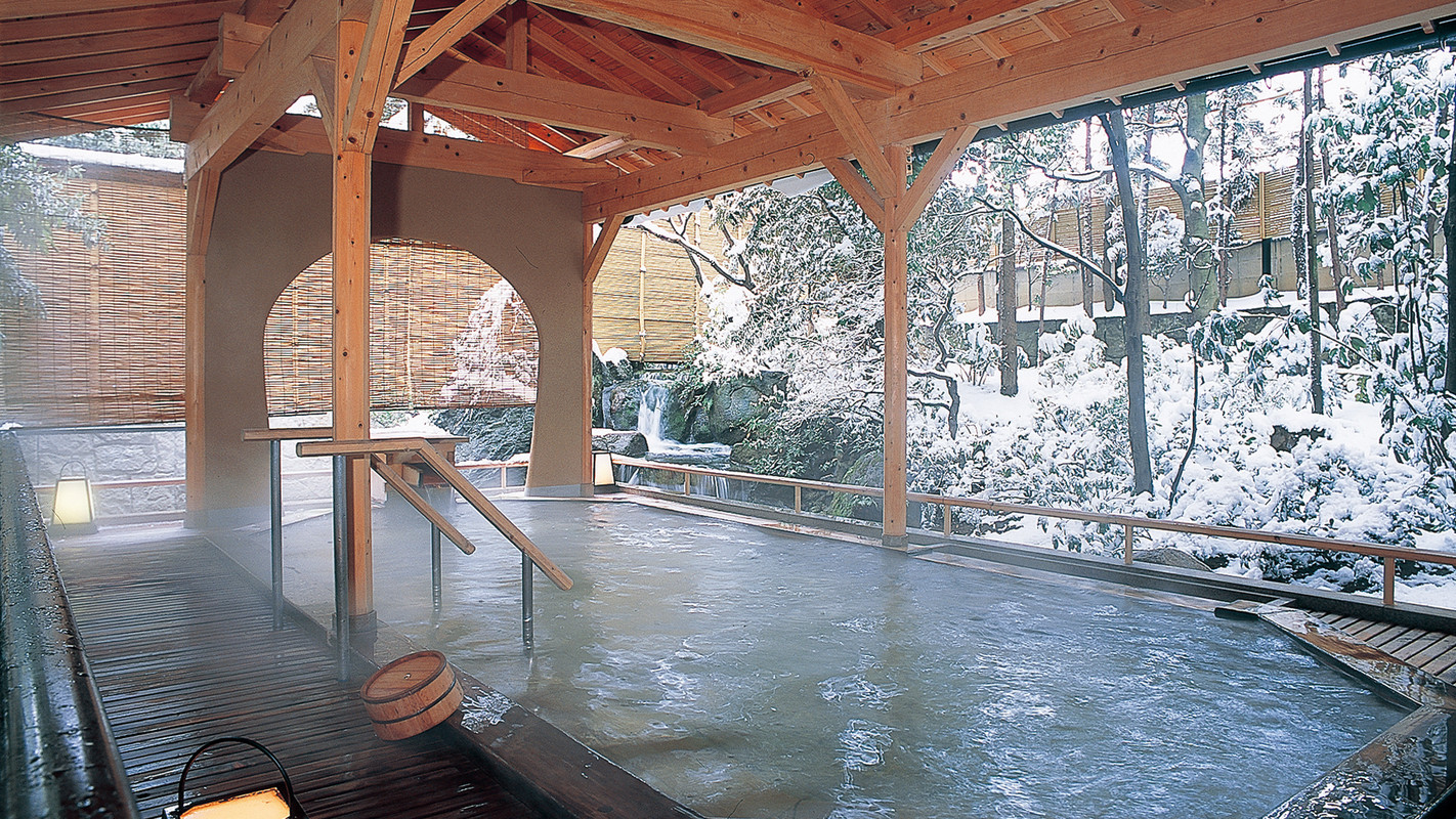 月光の湯（女性用露天風呂）②