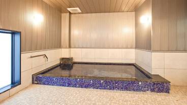 屋内スパ浴槽 / 1