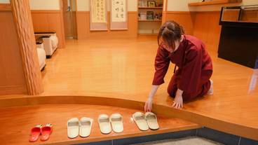 内部エントランス / 2