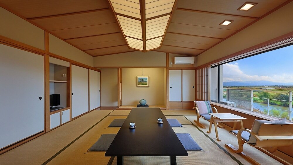 リビング エリア