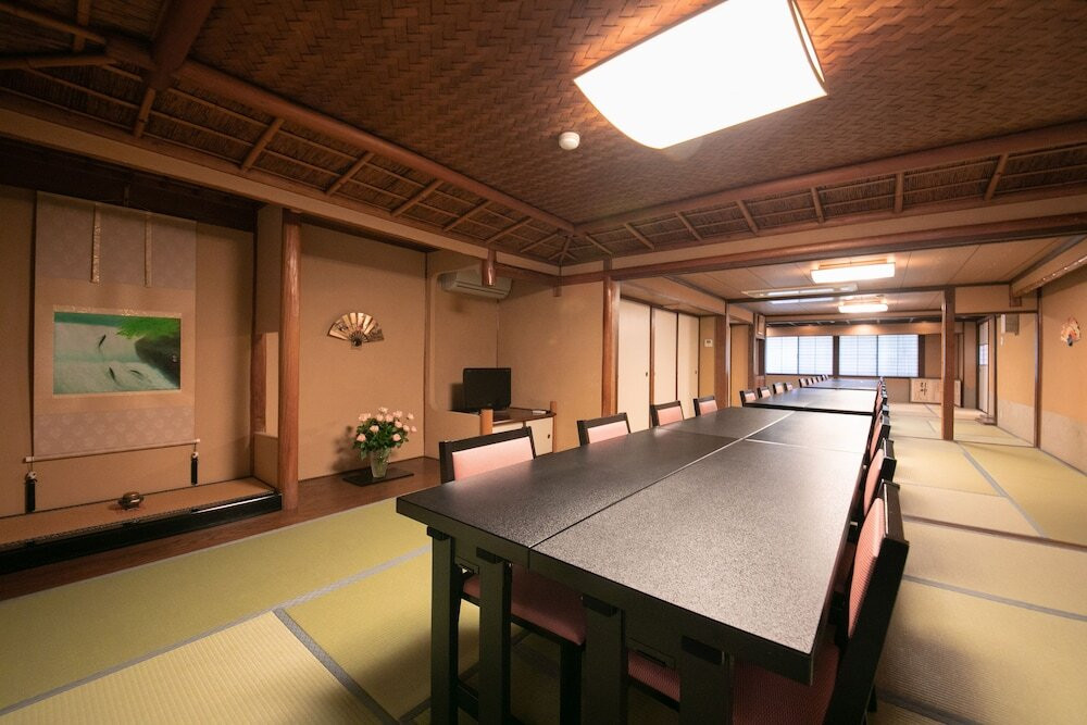レストラン