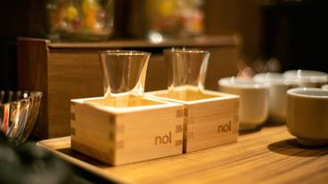 日本酒のサービス② / 2