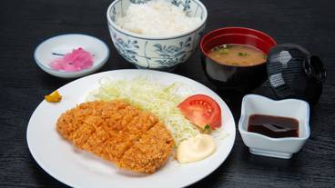 食事・飲み物 / 1