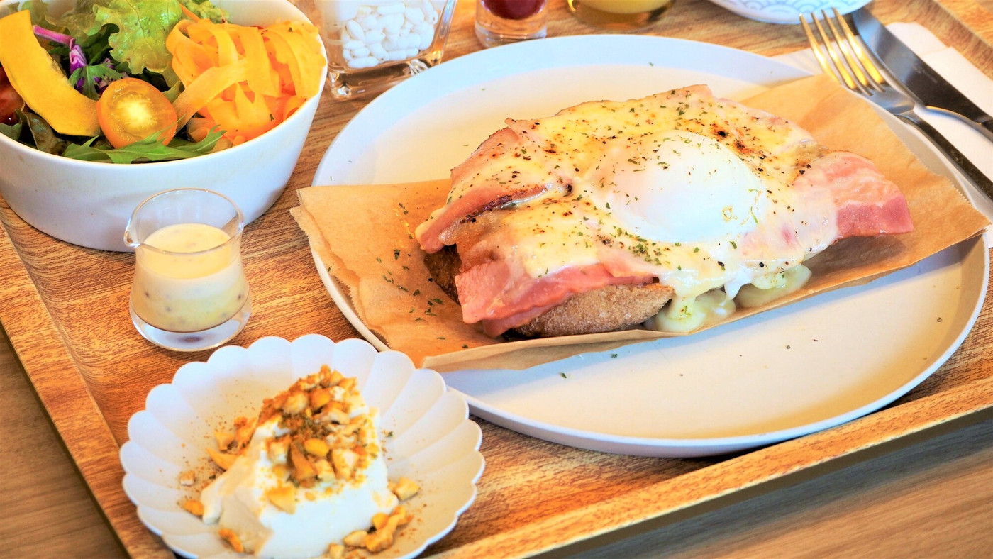 洞窟のような大浴場で疲れを癒す。朝食デリバリーも可能な町家風ホテル4018935