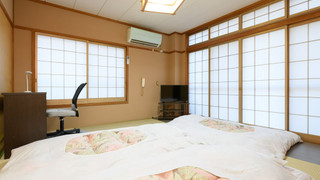 和室 共用バストイレ 3名用 禁煙