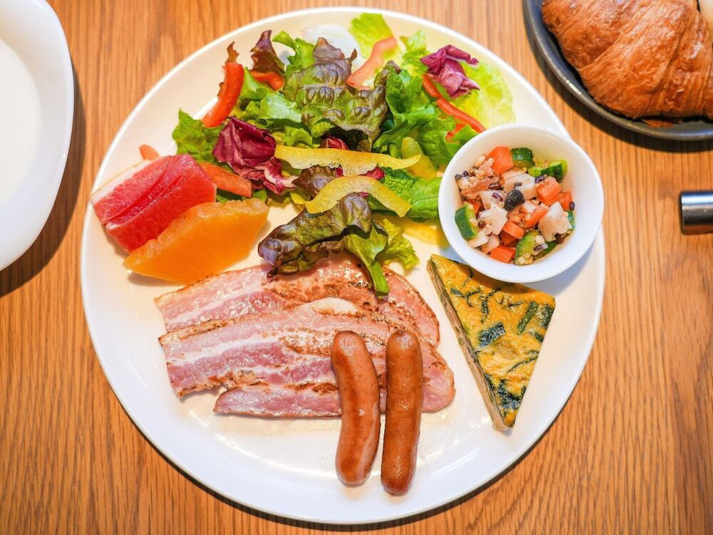 朝食