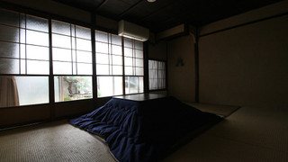 ギャラリー トリプルルーム 共用バスルーム