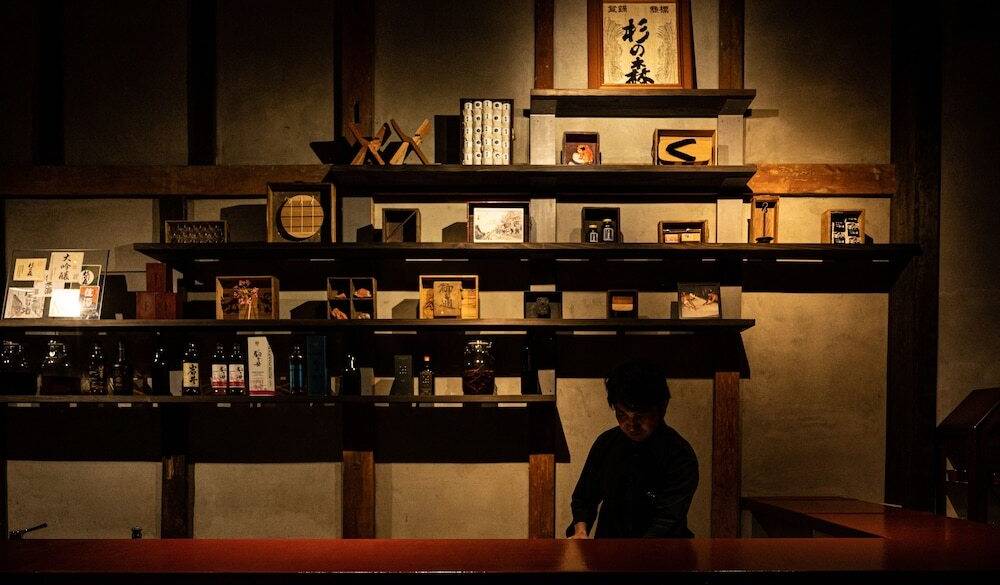 バー杉の森の内観(2) / 2