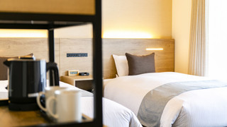 【禁煙】デラックスツインルーム/26㎡/120 ㎝ 幅ベッド2台+EXベッド/3名迄