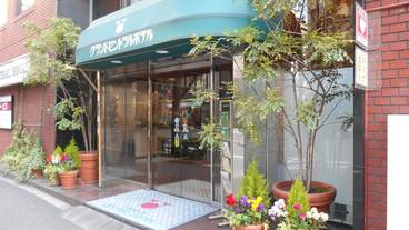 施設の入り口 / 14
