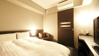 ダブルルーム　(15㎡~16㎡)喫煙 ベッドサイズ140cm