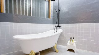 ツインルーム ダブルベッド 2 台 禁煙 専用バスルーム