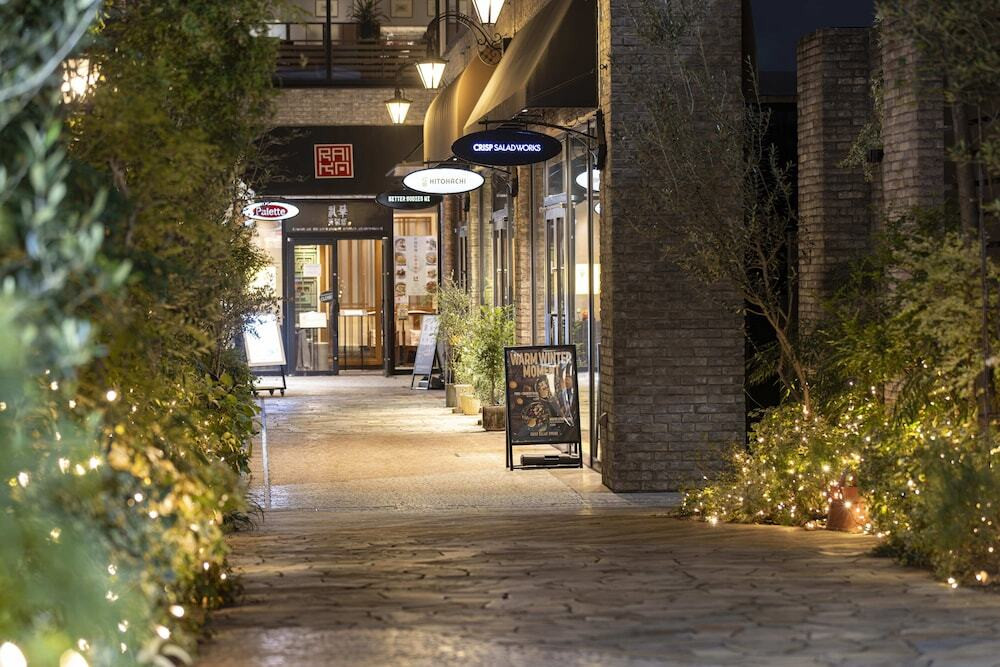 ショッピングモール