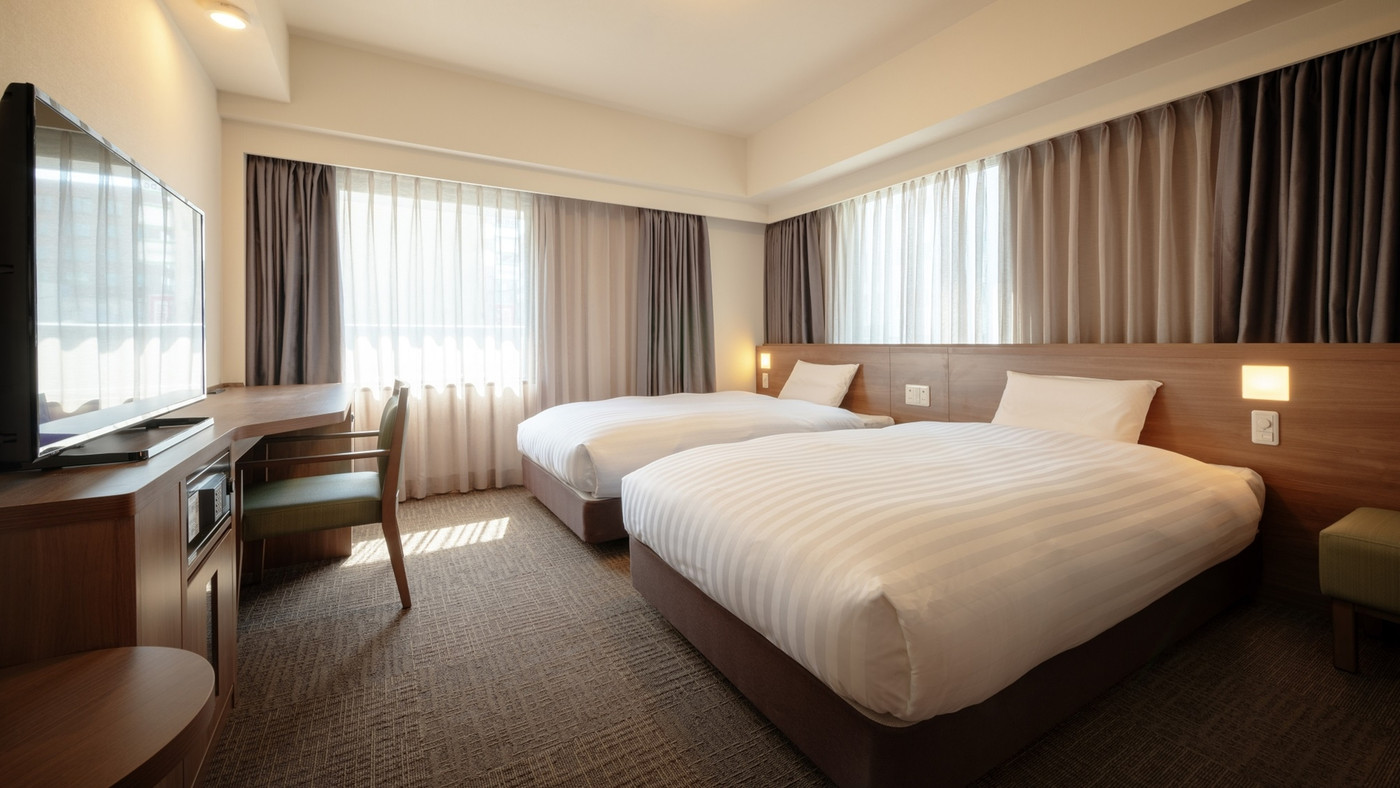 天然温泉にオリジナル海鮮丼の朝食!至れり尽くせりなホテル3656939