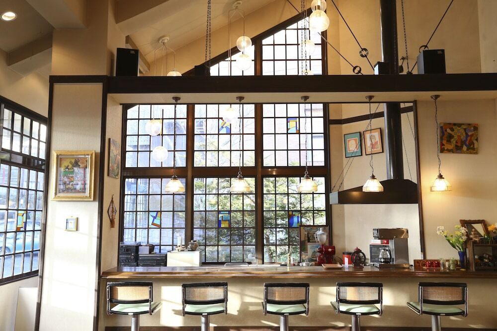 ロビーラウンジ