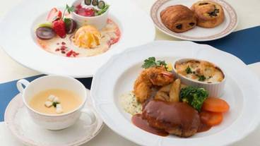 食事・飲み物 / 13