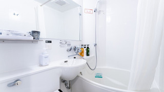 キングベッドルーム (2名利用) 禁煙室