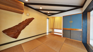 デラックス ビラ 6人部屋