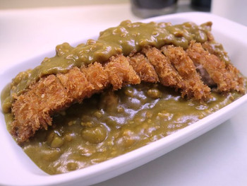「まんてん」 料理 38012895 かつカレー左側から