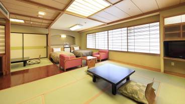 和洋室10畳+6畳+ツイン / 7