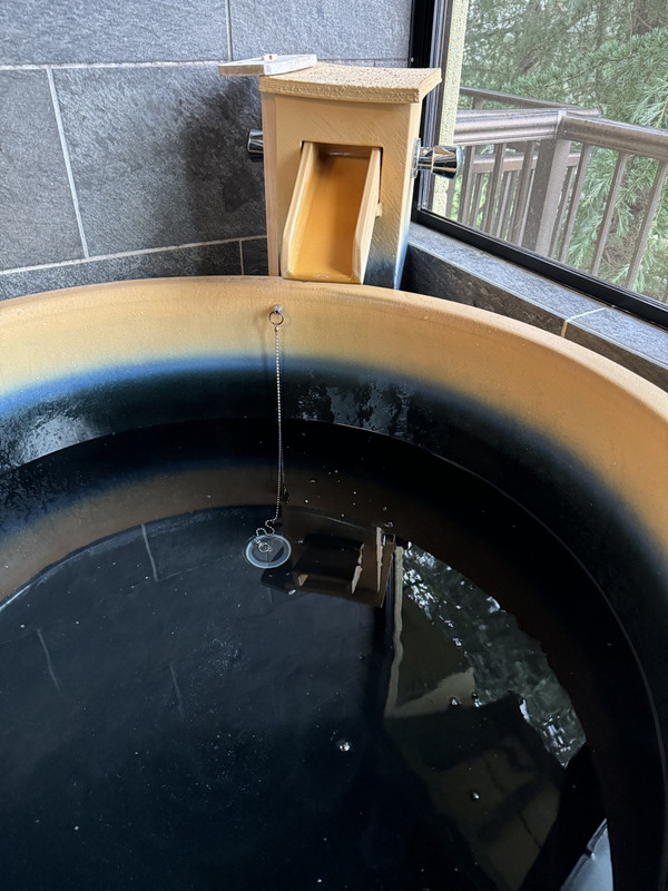 湯量が少なく、1時間出しっぱなしでこの程度。