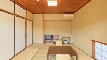 客室 / 1