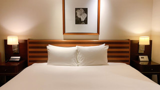 プレミアム ルーム キングベッド 1 台 (High Floor)