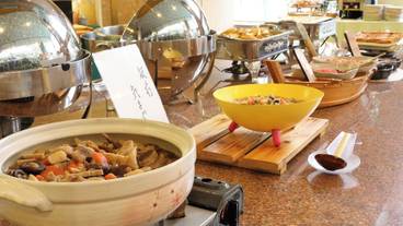 朝食ビュッフェ / 9