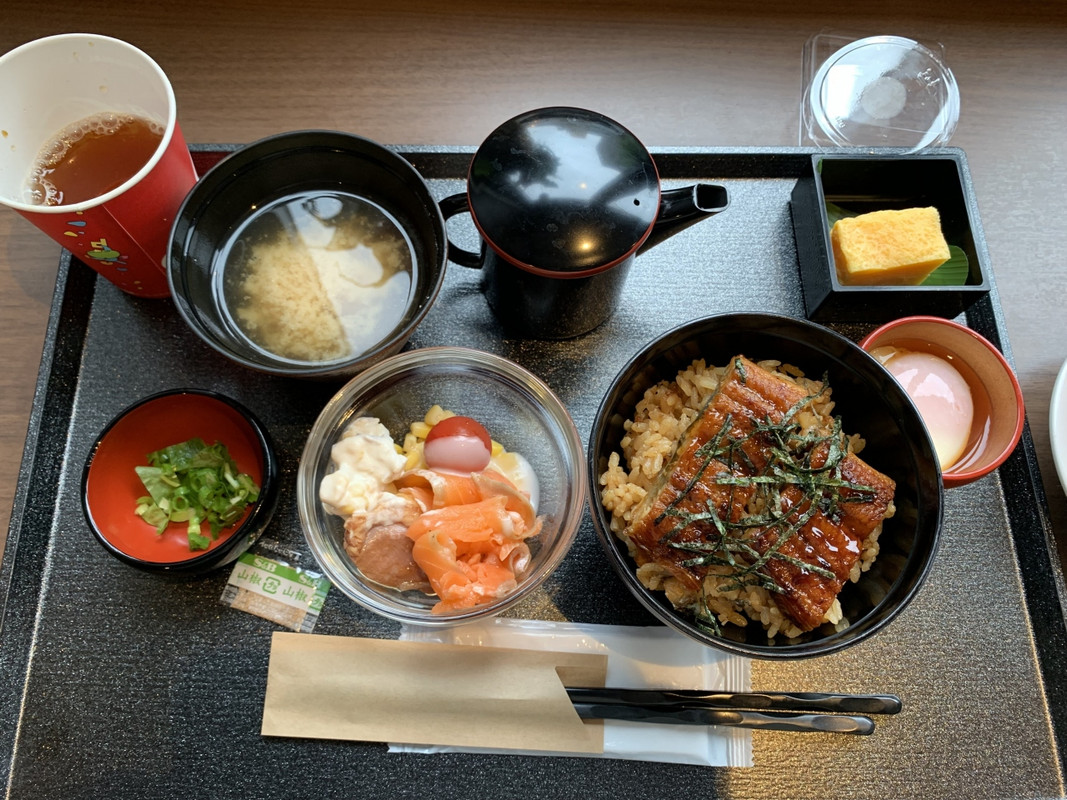 ひつまぶしの朝食