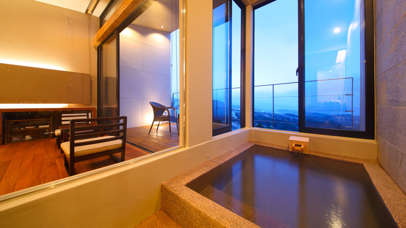 客室付きの半露天風呂も温泉が嬉しい♡4253916