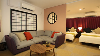 デラックス トリプルルーム (ダブルベッド3台)