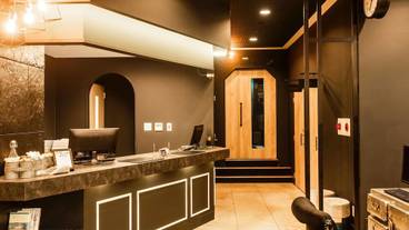 内部エントランス / 2