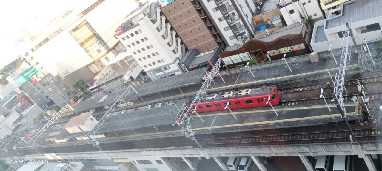 鉄道ビューなのは良いが電車の音が響きます