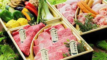 食事・飲み物 / 3