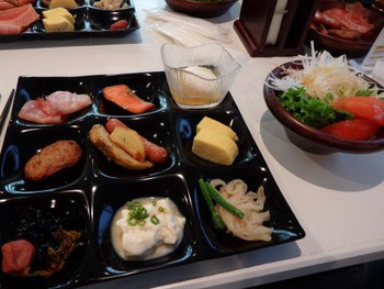 朝食は「健康レストラン オーラ」のブッフェで♪1092867