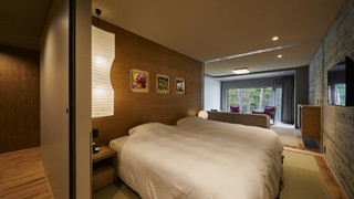 天然温泉展望風呂付[紅] 58平米 禁煙