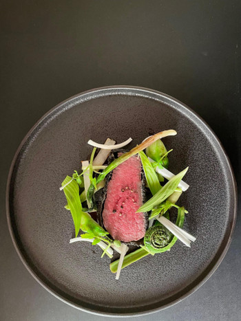 「Restaurant COCON」 料理 168962640 知多和牛と山菜